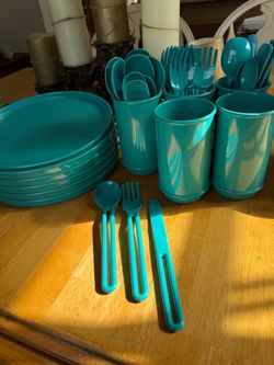 Camping plates knives forks and cups