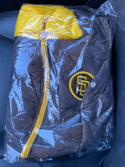 San Diego Padres Puffer Jacket Size Medium