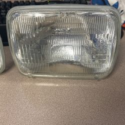 Pair Of Wagner Halogen Headlights 