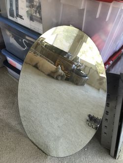 Oval beveled mirror