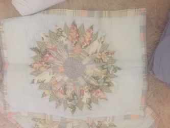 Queen Vintage Quilt Set