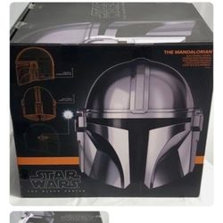 Disney StarWars Mandalorian black series Helmet by Hasbro