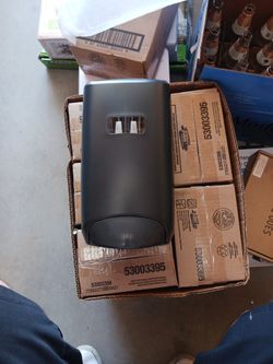 Hand Sanitizer/Soap Dipsensar