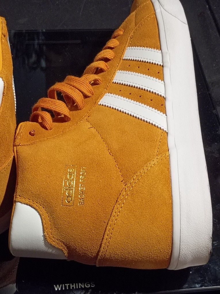 ADIDAS BASKET PROFI.  "YELLOW" HIGH SUEDE SNEAKERS " NOVELSHIP. FW3103.   SIZE 10.5
