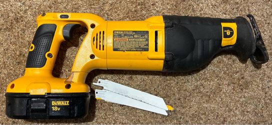 Cordless Reciprocating Saw