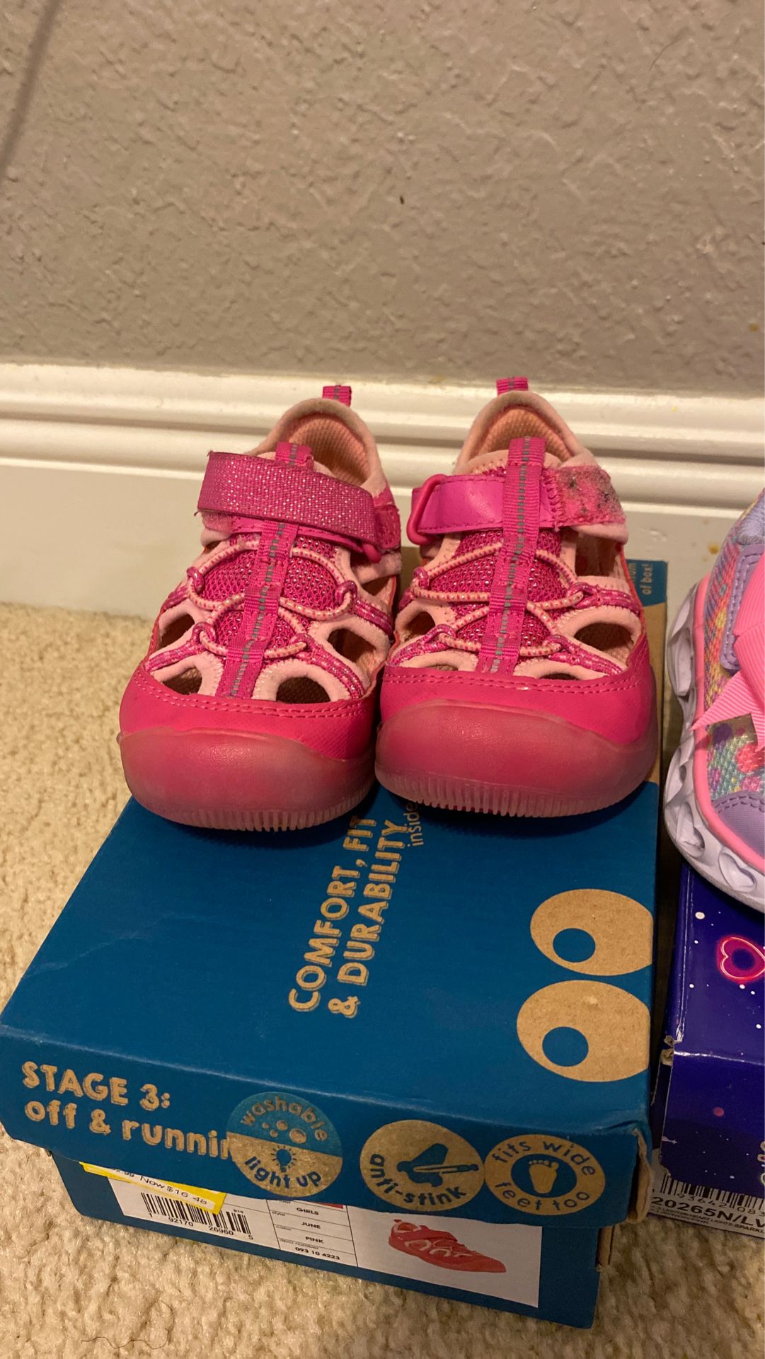 Light up shoes sketchers and stride rite toddler shoe size 6