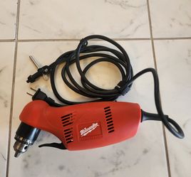 MILWAUKEE 0375-1 CLOSE QUARTER 3/8" RIGHT ANGLE HEAVY DUTY DRILL