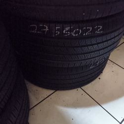 Pair 275/50/22 Bridgestone 