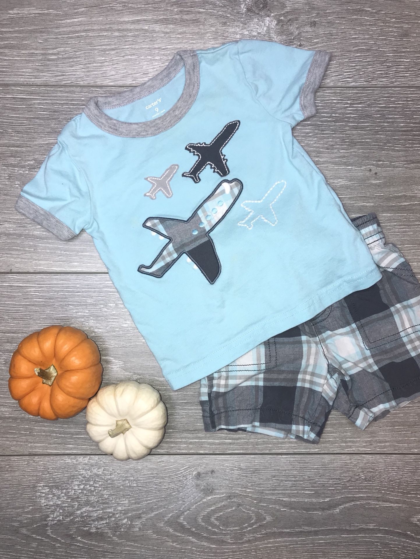 Baby Boy Clothing Carter’s 9 Months $3.50