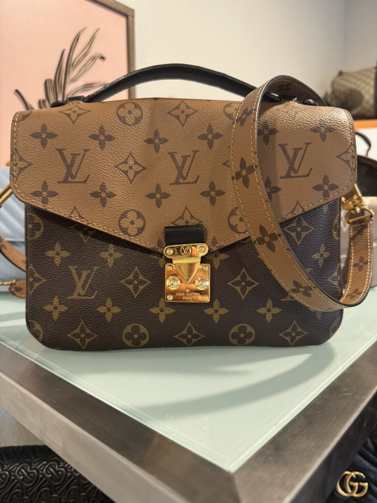 Louis Vuitton Pochette Métis Reverse Crossbody Bag