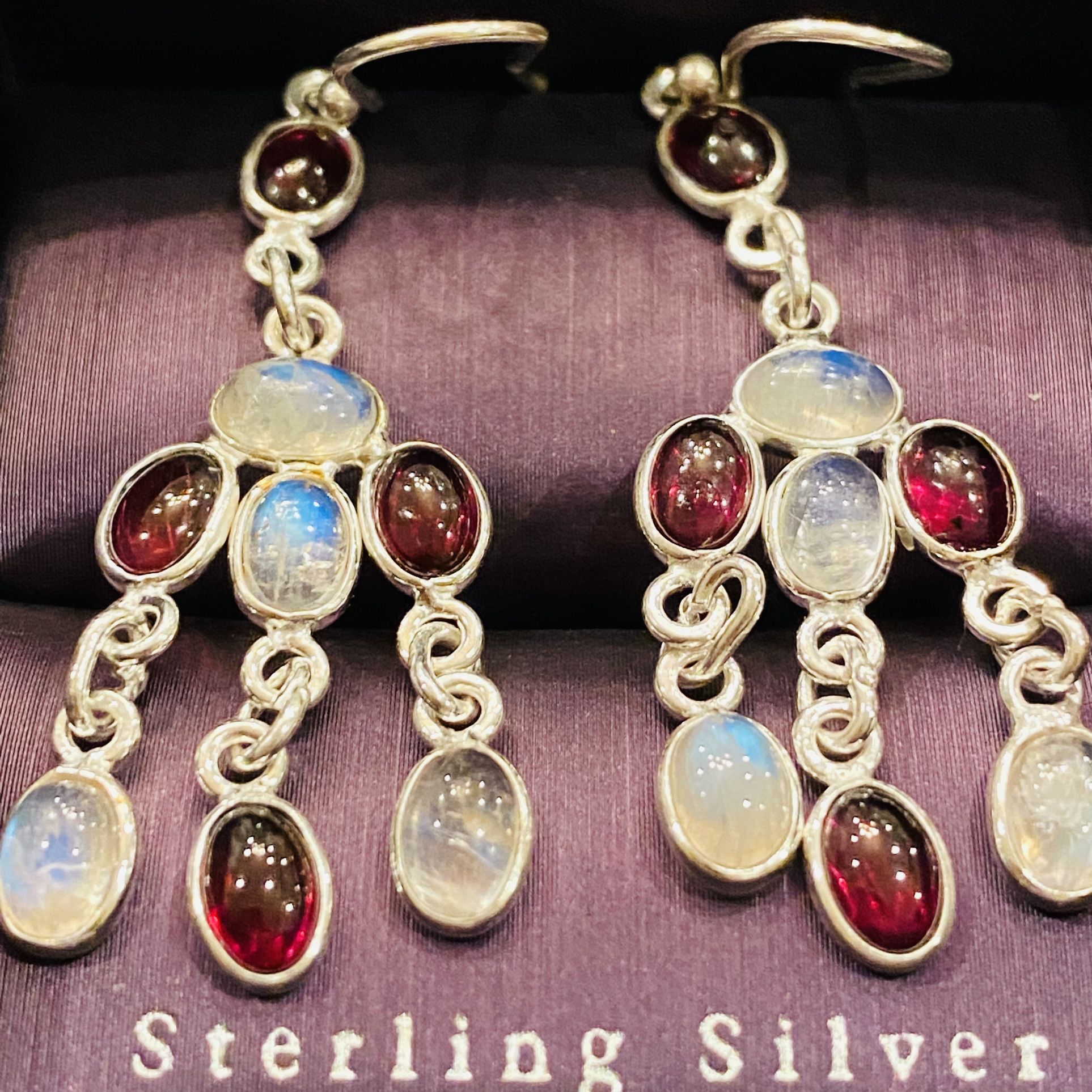 Solid 925 Sterling Silver 13.47cts Natural Ruby And Rainbow Moonstone Earrings