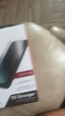 iPhone 15 / 16 ZAGG glass shield