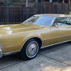 1974 Lincoln Continental Mark IV