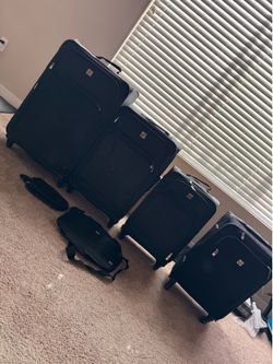 Protégé 6-Piece Luggage Set. EACH $20