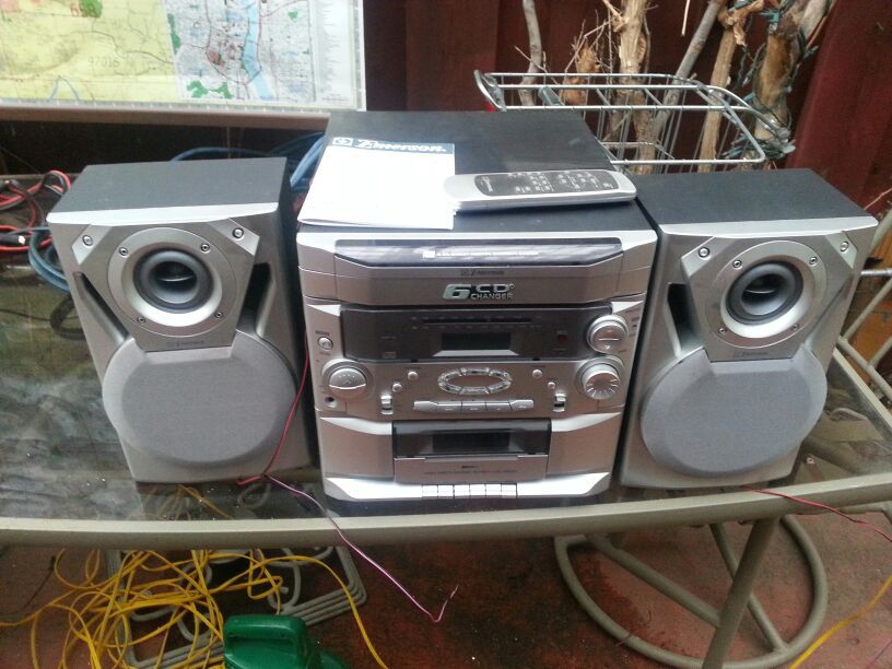 Compact Home Stereo