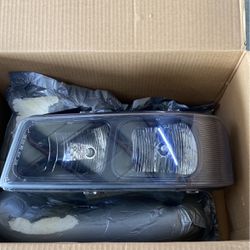 Chevy Express Right Headlamp Oem With Bulbs