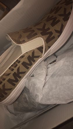 Authentic Michael kor shoes 8.5 women