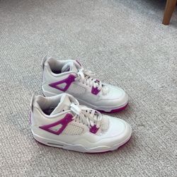 Jordan 4s