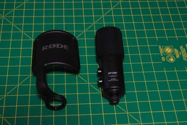 Røde nt-usb+ condenser mic w/ pop filter