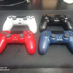 PS4 Controllers !
