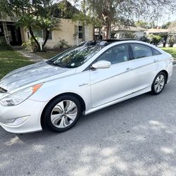2013 Hyundai Sonata Hybrid Limited 