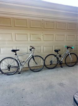 Fuji Specialized light weight Hybrid road commuter bikes mountain bikes