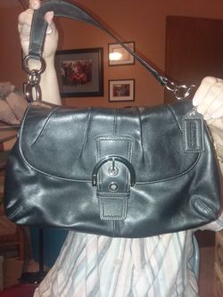 COACH SOHO Pleated Buckle Flap Shoulder Bag/ Purse