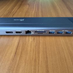 J5 USB-C dock With M.2 Enclosure 