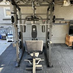 Vesta Fitness Smith Machine 2001 w/Bench Attachment | 230lb Bumpers Weights | 7ft Olympic Bar | Fitness | Gym Equipment | FREE DELIVERY 🚚 