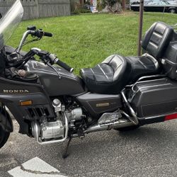 1987 Honda Goldwing