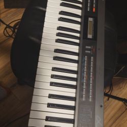 Roland Alpha Juno 1