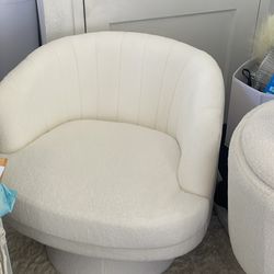 Vanity chair