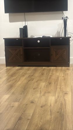 Farmhouse tv console