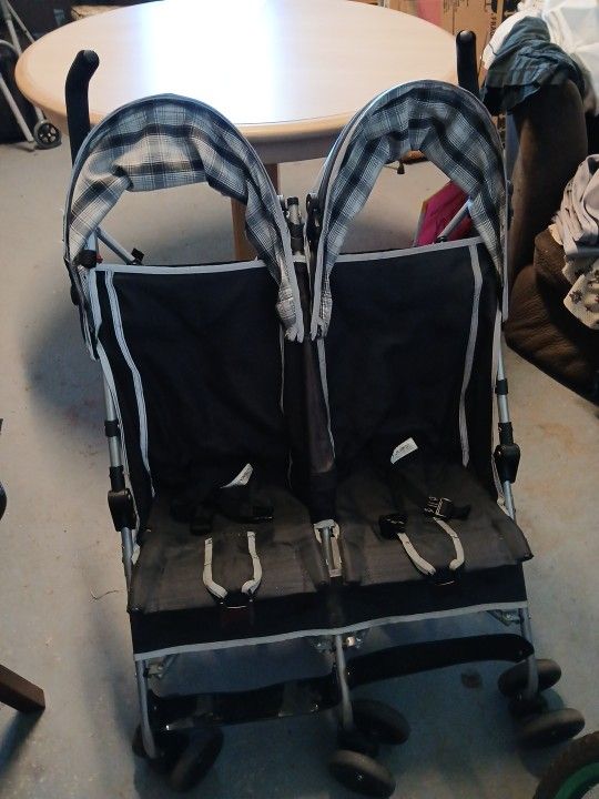 Twin Umbrella Stroller