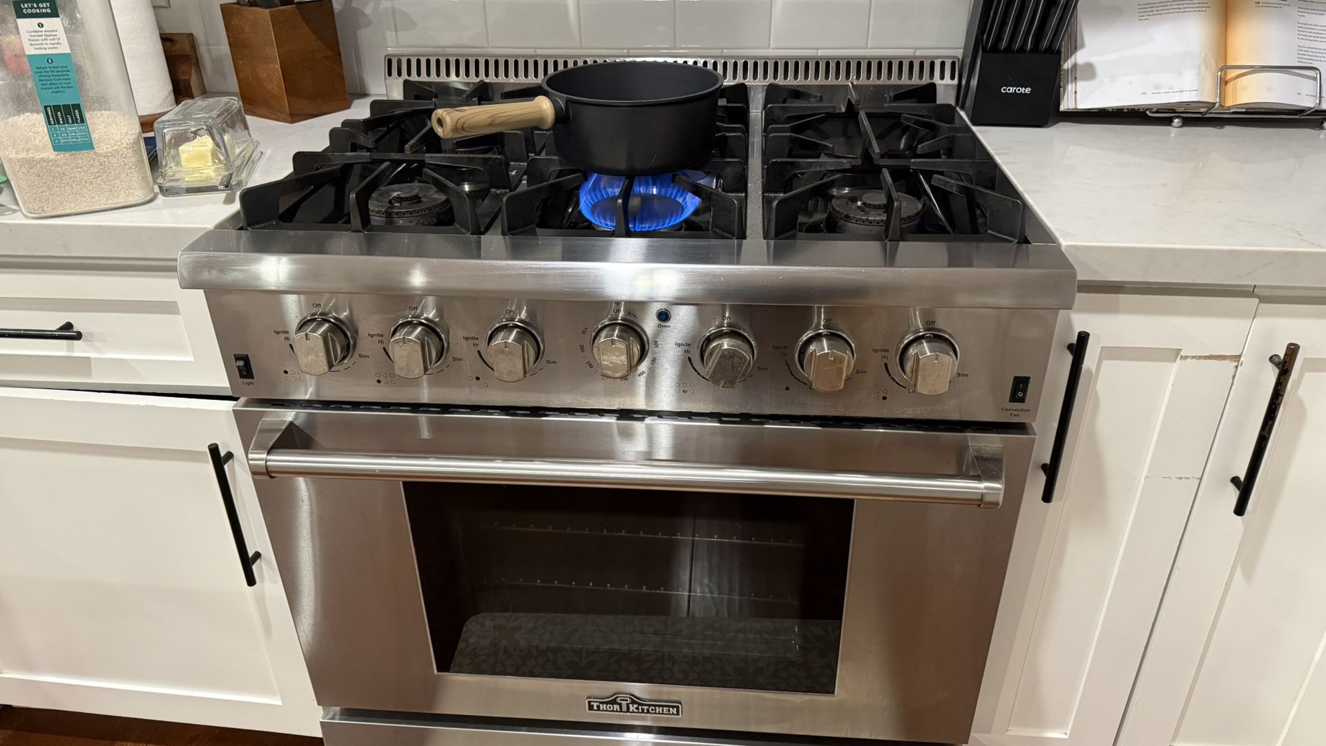 🔥 Thor Kitchen 36” Gas Range + Convection Oven – Excellent Condition 🔥