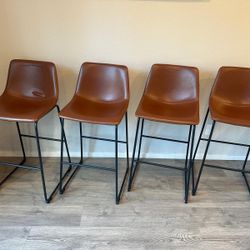 4 Brown Barstools_Seat H29" 