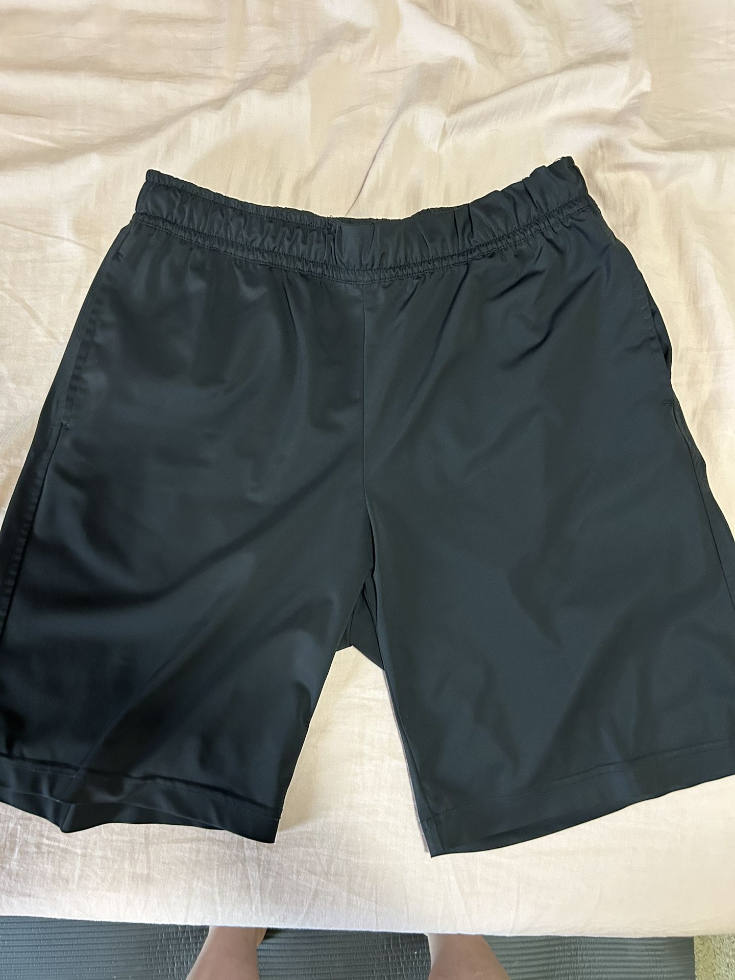 Burberry shorts size S