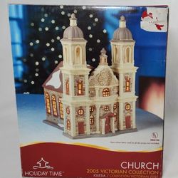 Vintage Holiday Time 2005 Victorian Collection Church Christmas Village Light up