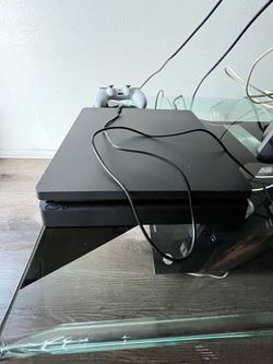 PS4 SLIM 1TB