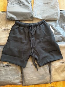 Black essential shorts PREORDER