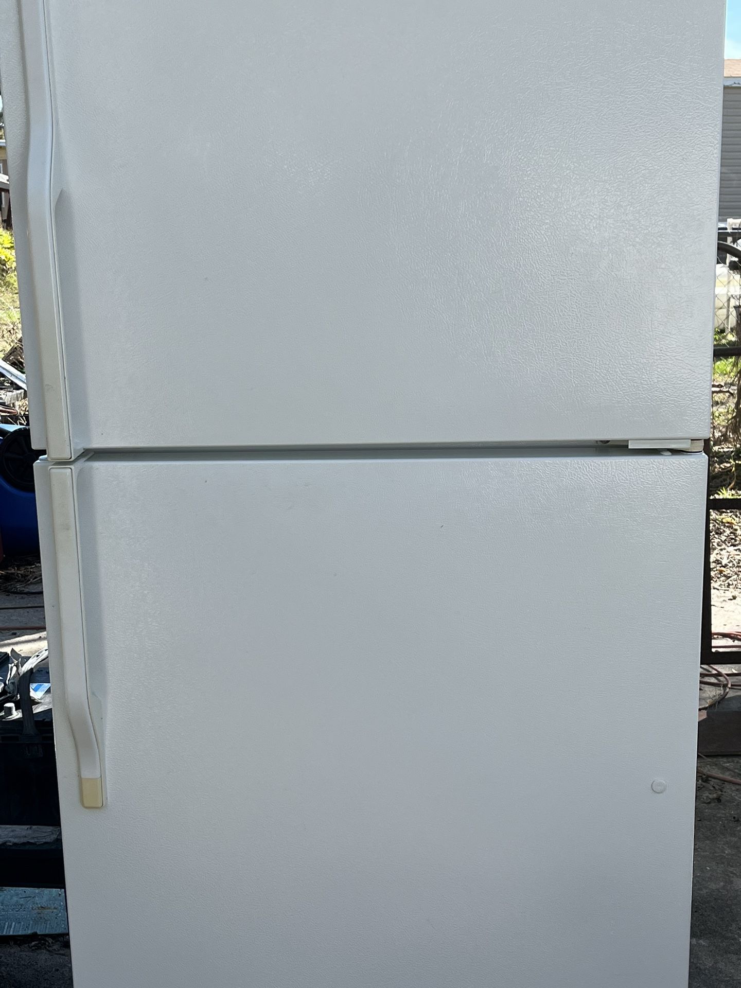 Magic Chefs Refrigerator