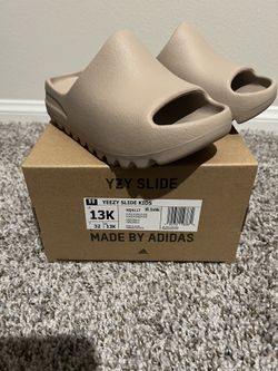 Yeezy Slides For Kids Size 13k