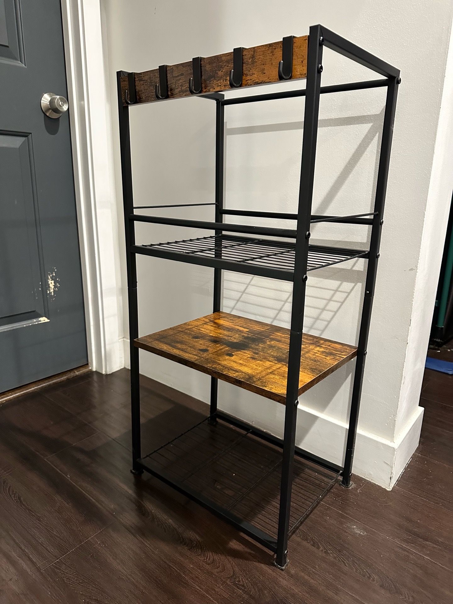Gym workout rack, storage organizer, shelves