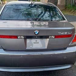 2005 BMW 745Li