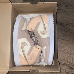 Women’s Shoes 