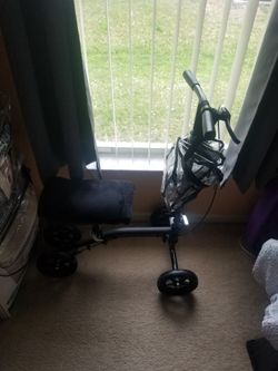 Knee scooter