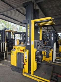 Hyster  Order Picker