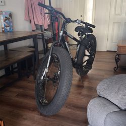Mongoose Malus - 26” Fat tire bike w/Cloud 9 seat + original