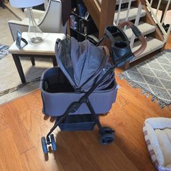 Pet Stroller nice one, folds up.