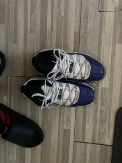Sz 11 Shoes 